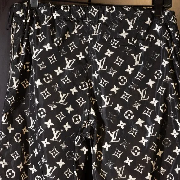 Louis Vuitton Stencil-Effect Monogram Joggers | Size US8, FR38 - Picture 3 of 16